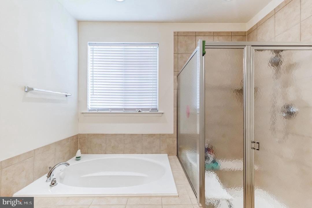 18776 PIER TRAIL DR, TRIANGLE, Virginia 22172, 6 Bedrooms Bedrooms, ,3 BathroomsBathrooms,Residential,For sale,18776 PIER TRAIL DR,VAPW2095184 MLS # VAPW2095184