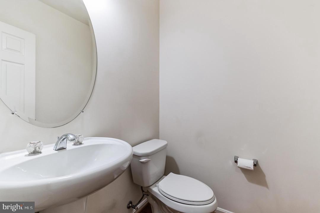 18776 PIER TRAIL DR, TRIANGLE, Virginia 22172, 6 Bedrooms Bedrooms, ,3 BathroomsBathrooms,Residential,For sale,18776 PIER TRAIL DR,VAPW2095184 MLS # VAPW2095184
