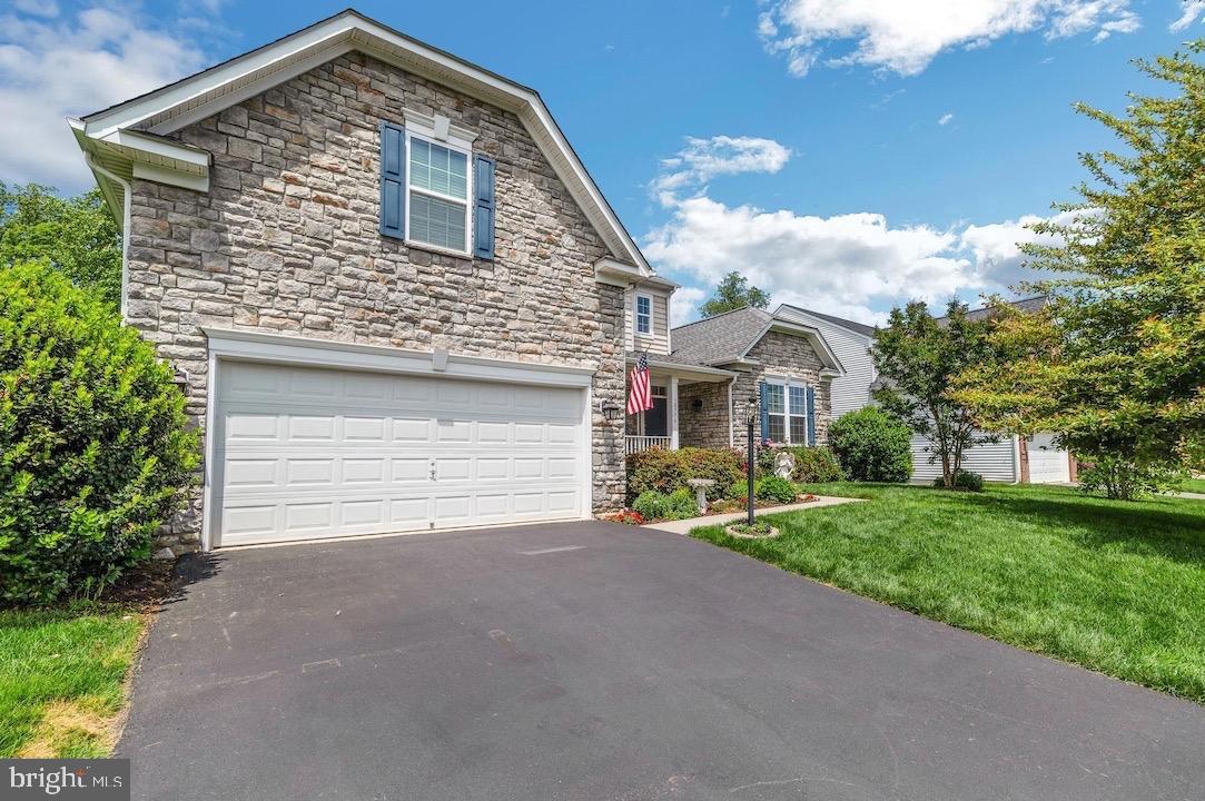 18776 PIER TRAIL DR, TRIANGLE, Virginia 22172, 6 Bedrooms Bedrooms, ,3 BathroomsBathrooms,Residential,For sale,18776 PIER TRAIL DR,VAPW2095184 MLS # VAPW2095184
