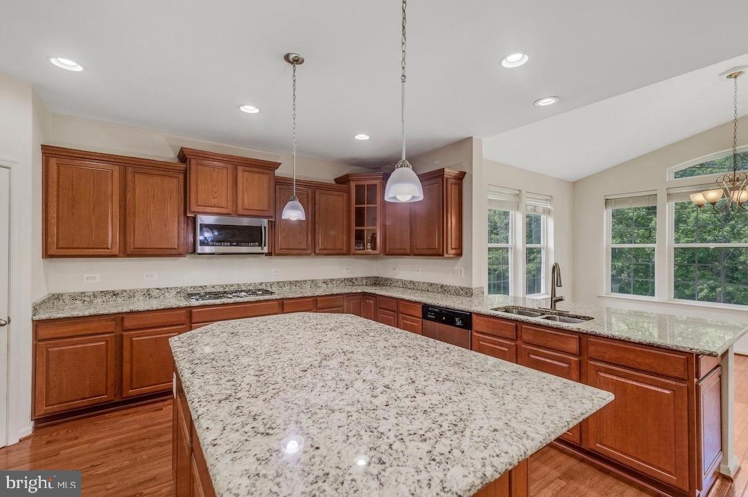 18776 PIER TRAIL DR, TRIANGLE, Virginia 22172, 6 Bedrooms Bedrooms, ,3 BathroomsBathrooms,Residential,For sale,18776 PIER TRAIL DR,VAPW2095184 MLS # VAPW2095184