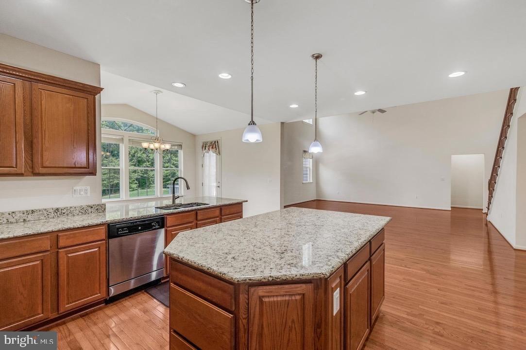 18776 PIER TRAIL DR, TRIANGLE, Virginia 22172, 6 Bedrooms Bedrooms, ,3 BathroomsBathrooms,Residential,For sale,18776 PIER TRAIL DR,VAPW2095184 MLS # VAPW2095184