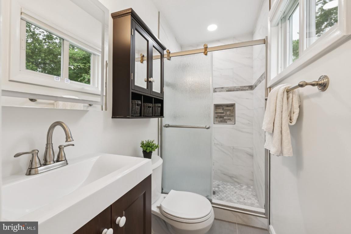 3508 BROOKWOOD DR, FAIRFAX, Virginia 22030, 3 Bedrooms Bedrooms, ,2 BathroomsBathrooms,Residential,For sale,3508 BROOKWOOD DR,VAFC2006348 MLS # VAFC2006348