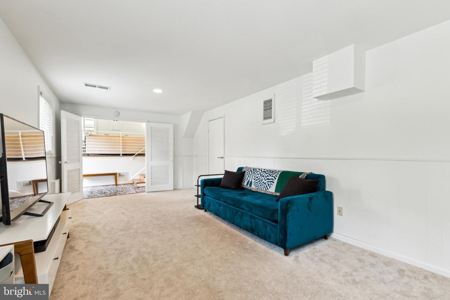 3508 BROOKWOOD DR, FAIRFAX, Virginia 22030, 3 Bedrooms Bedrooms, ,2 BathroomsBathrooms,Residential,For sale,3508 BROOKWOOD DR,VAFC2006348 MLS # VAFC2006348