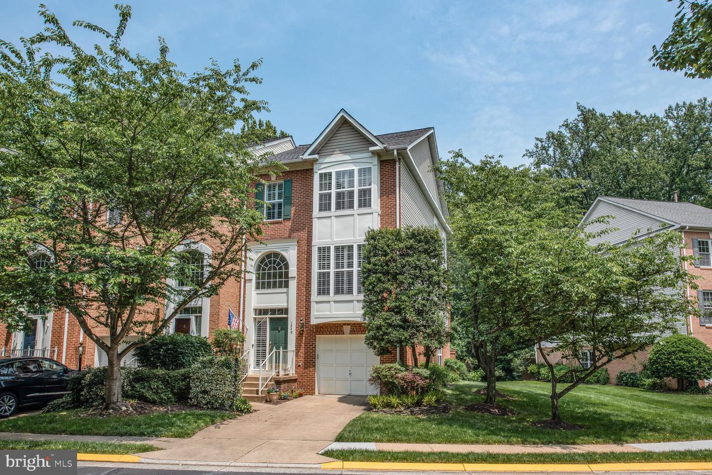 1249 WILD HAWTHORN WAY, RESTON, Virginia 20194, 3 Bedrooms Bedrooms, ,2 BathroomsBathrooms,Residential,For sale,1249 WILD HAWTHORN WAY,VAFX2242334 MLS # VAFX2242334
