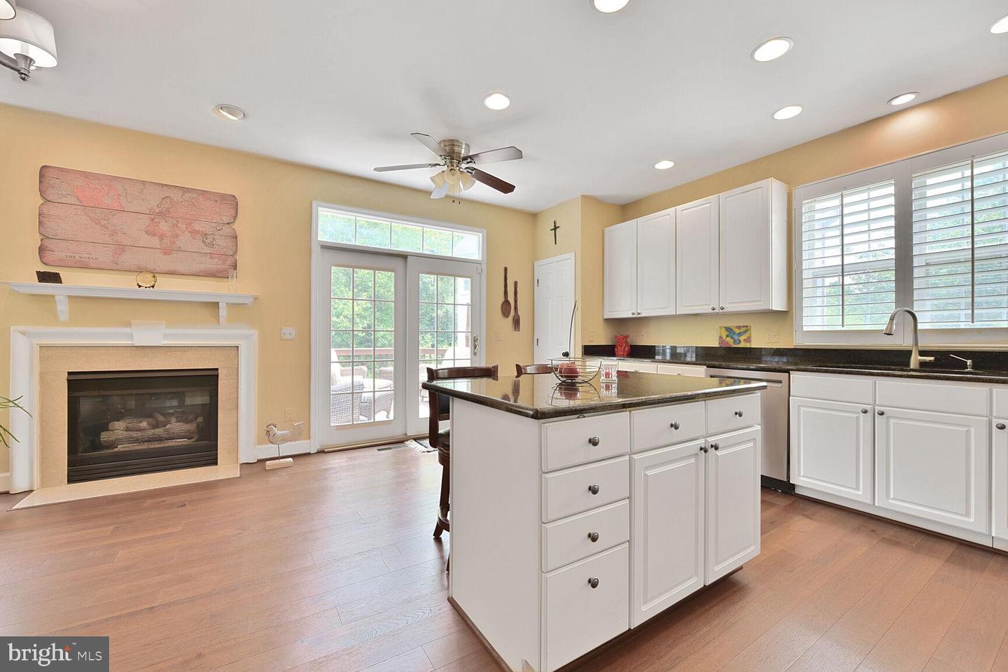 1249 WILD HAWTHORN WAY, RESTON, Virginia 20194, 3 Bedrooms Bedrooms, ,2 BathroomsBathrooms,Residential,For sale,1249 WILD HAWTHORN WAY,VAFX2242334 MLS # VAFX2242334