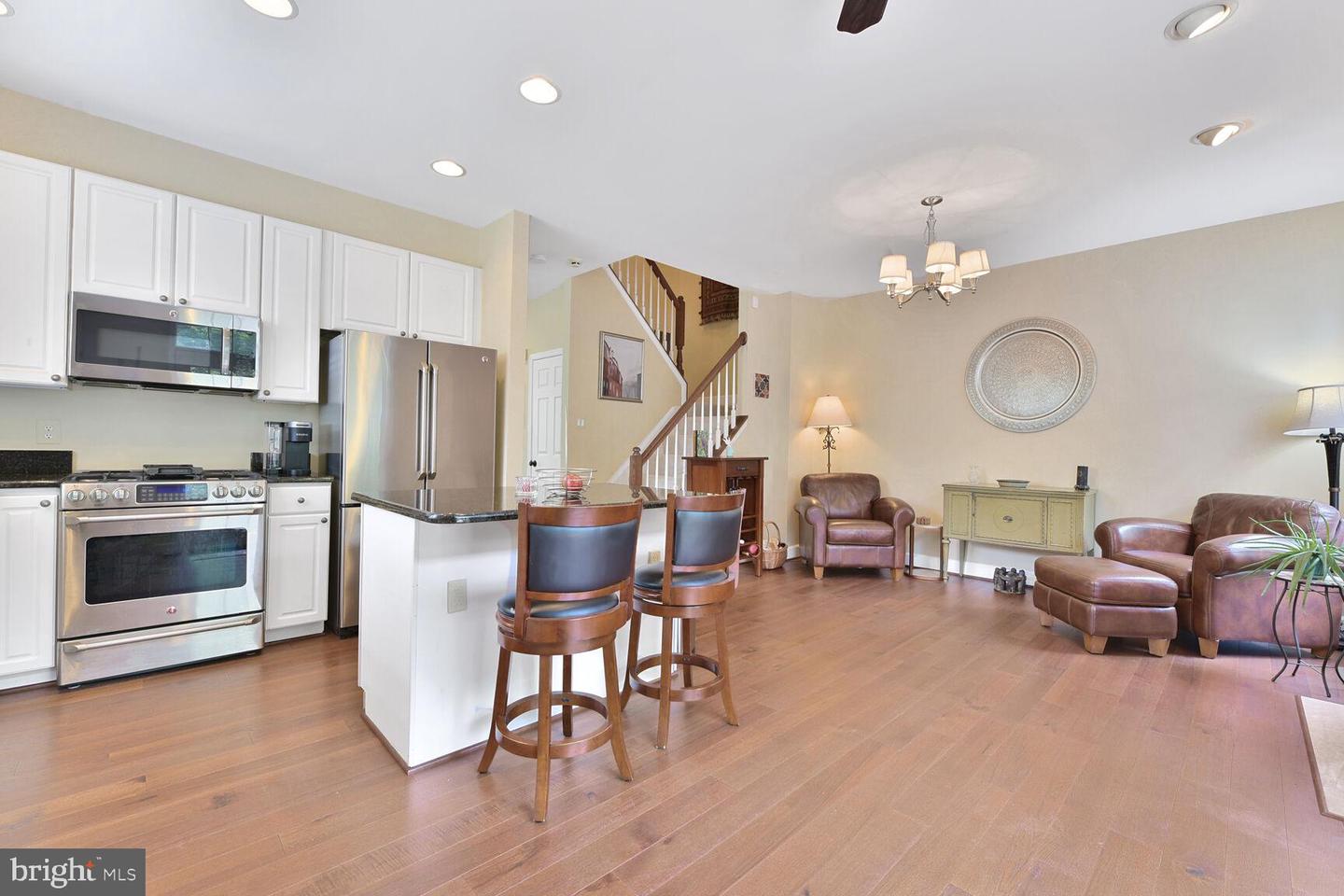 1249 WILD HAWTHORN WAY, RESTON, Virginia 20194, 3 Bedrooms Bedrooms, ,2 BathroomsBathrooms,Residential,For sale,1249 WILD HAWTHORN WAY,VAFX2242334 MLS # VAFX2242334