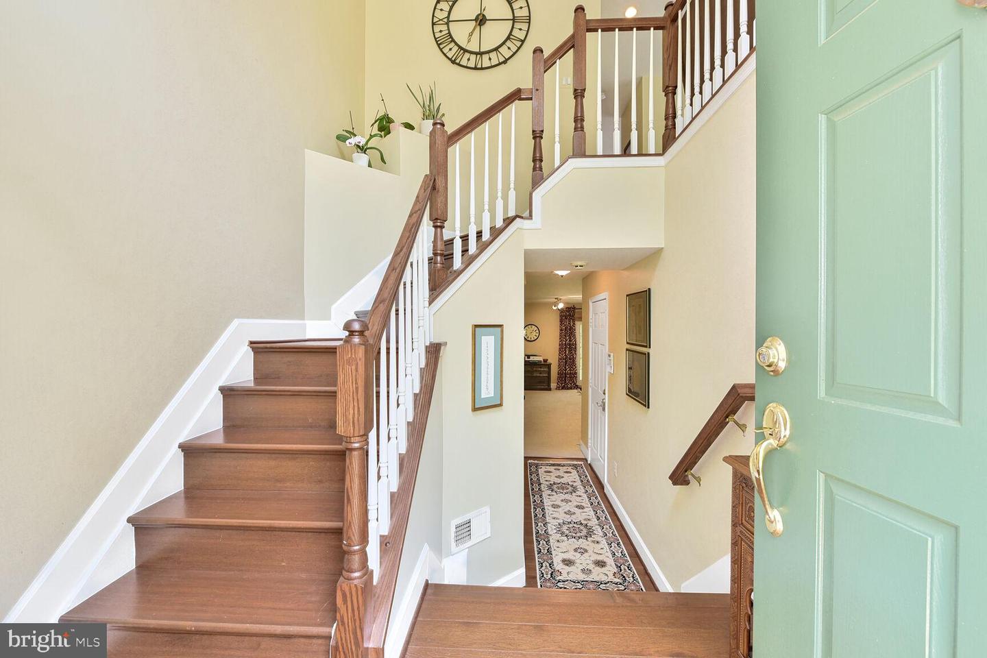 1249 WILD HAWTHORN WAY, RESTON, Virginia 20194, 3 Bedrooms Bedrooms, ,2 BathroomsBathrooms,Residential,For sale,1249 WILD HAWTHORN WAY,VAFX2242334 MLS # VAFX2242334