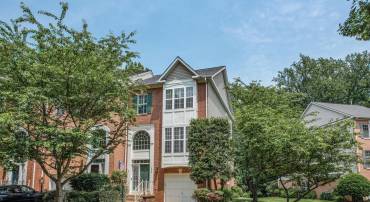 1249 WILD HAWTHORN WAY, RESTON, Virginia 20194, 3 Bedrooms Bedrooms, ,2 BathroomsBathrooms,Residential,For sale,1249 WILD HAWTHORN WAY,VAFX2242334 MLS # VAFX2242334