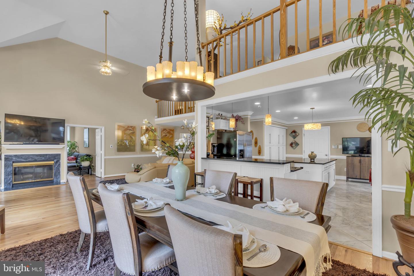 7504 WALNUT HILL LN, FALLS CHURCH, Virginia 22042, 4 Bedrooms Bedrooms, ,4 BathroomsBathrooms,Residential,For sale,7504 WALNUT HILL LN,VAFX2242338 MLS # VAFX2242338
