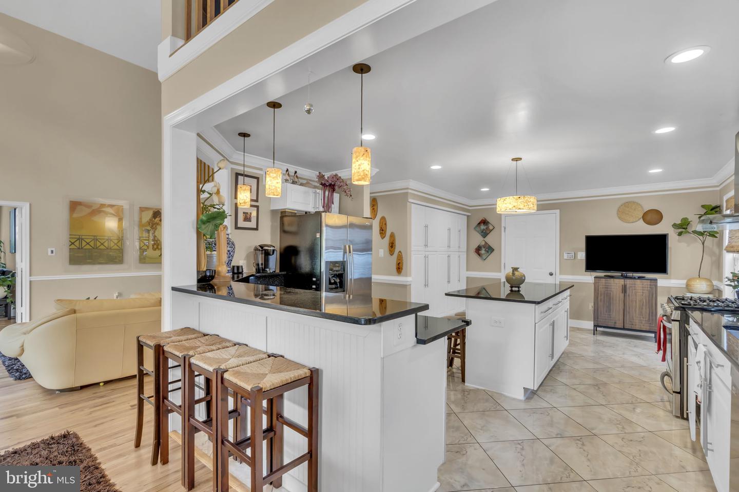 7504 WALNUT HILL LN, FALLS CHURCH, Virginia 22042, 4 Bedrooms Bedrooms, ,4 BathroomsBathrooms,Residential,For sale,7504 WALNUT HILL LN,VAFX2242338 MLS # VAFX2242338