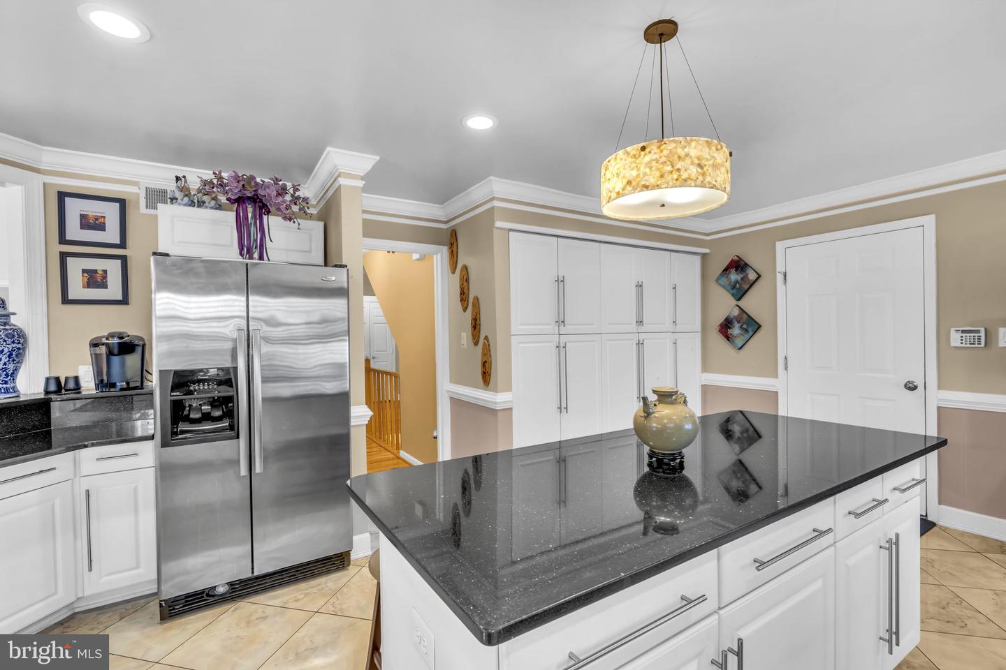 7504 WALNUT HILL LN, FALLS CHURCH, Virginia 22042, 4 Bedrooms Bedrooms, ,4 BathroomsBathrooms,Residential,For sale,7504 WALNUT HILL LN,VAFX2242338 MLS # VAFX2242338
