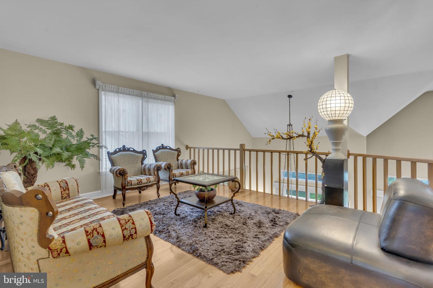 7504 WALNUT HILL LN, FALLS CHURCH, Virginia 22042, 4 Bedrooms Bedrooms, ,4 BathroomsBathrooms,Residential,For sale,7504 WALNUT HILL LN,VAFX2242338 MLS # VAFX2242338