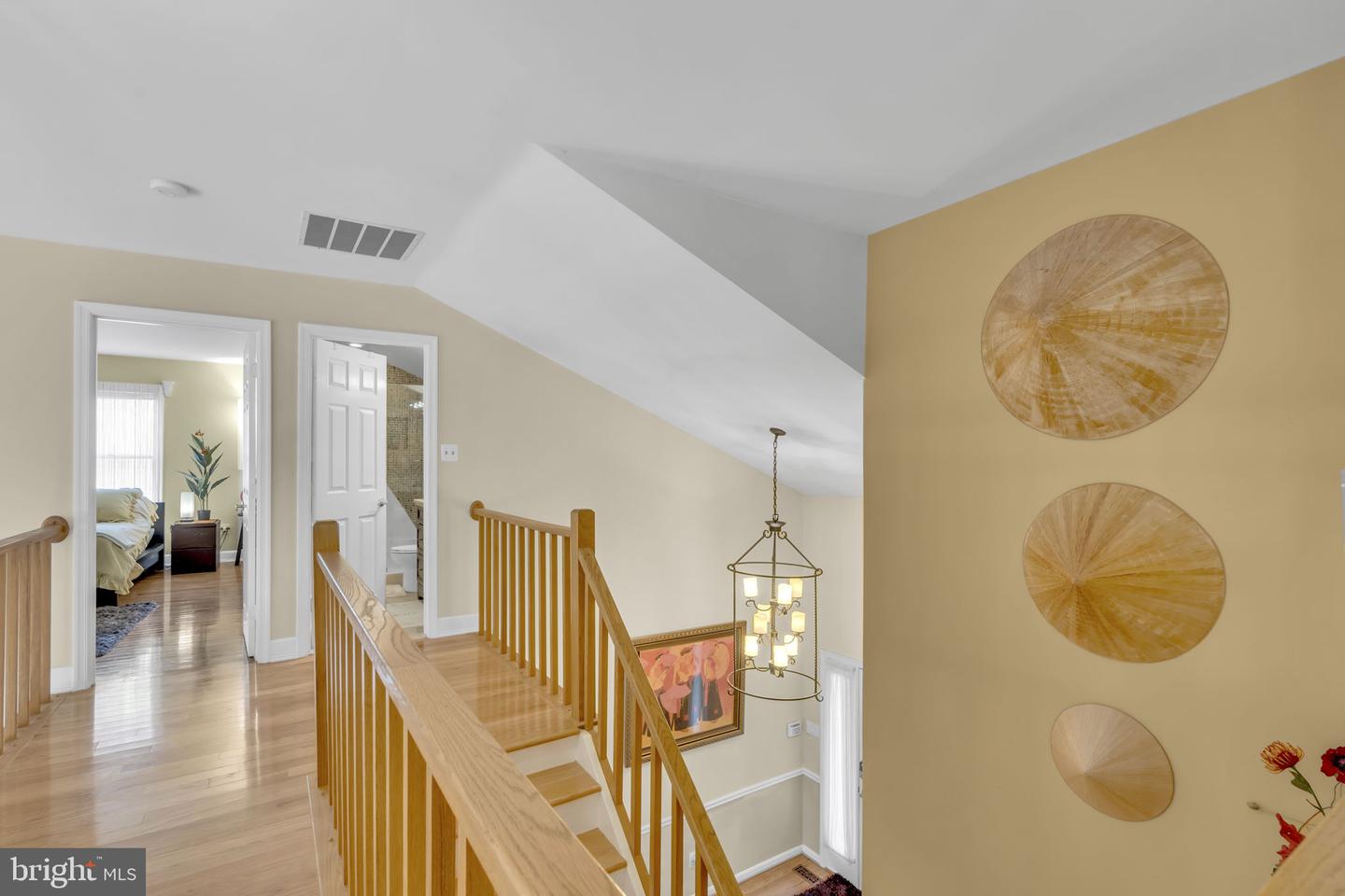 7504 WALNUT HILL LN, FALLS CHURCH, Virginia 22042, 4 Bedrooms Bedrooms, ,4 BathroomsBathrooms,Residential,For sale,7504 WALNUT HILL LN,VAFX2242338 MLS # VAFX2242338