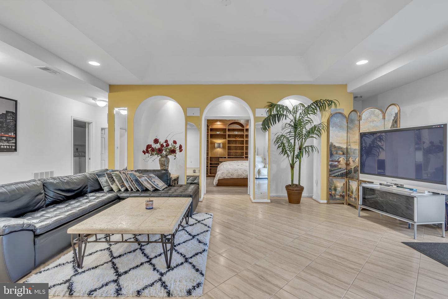 7504 WALNUT HILL LN, FALLS CHURCH, Virginia 22042, 4 Bedrooms Bedrooms, ,4 BathroomsBathrooms,Residential,For sale,7504 WALNUT HILL LN,VAFX2242338 MLS # VAFX2242338