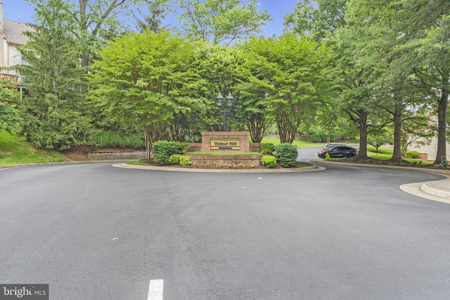 7504 WALNUT HILL LN, FALLS CHURCH, Virginia 22042, 4 Bedrooms Bedrooms, ,4 BathroomsBathrooms,Residential,For sale,7504 WALNUT HILL LN,VAFX2242338 MLS # VAFX2242338