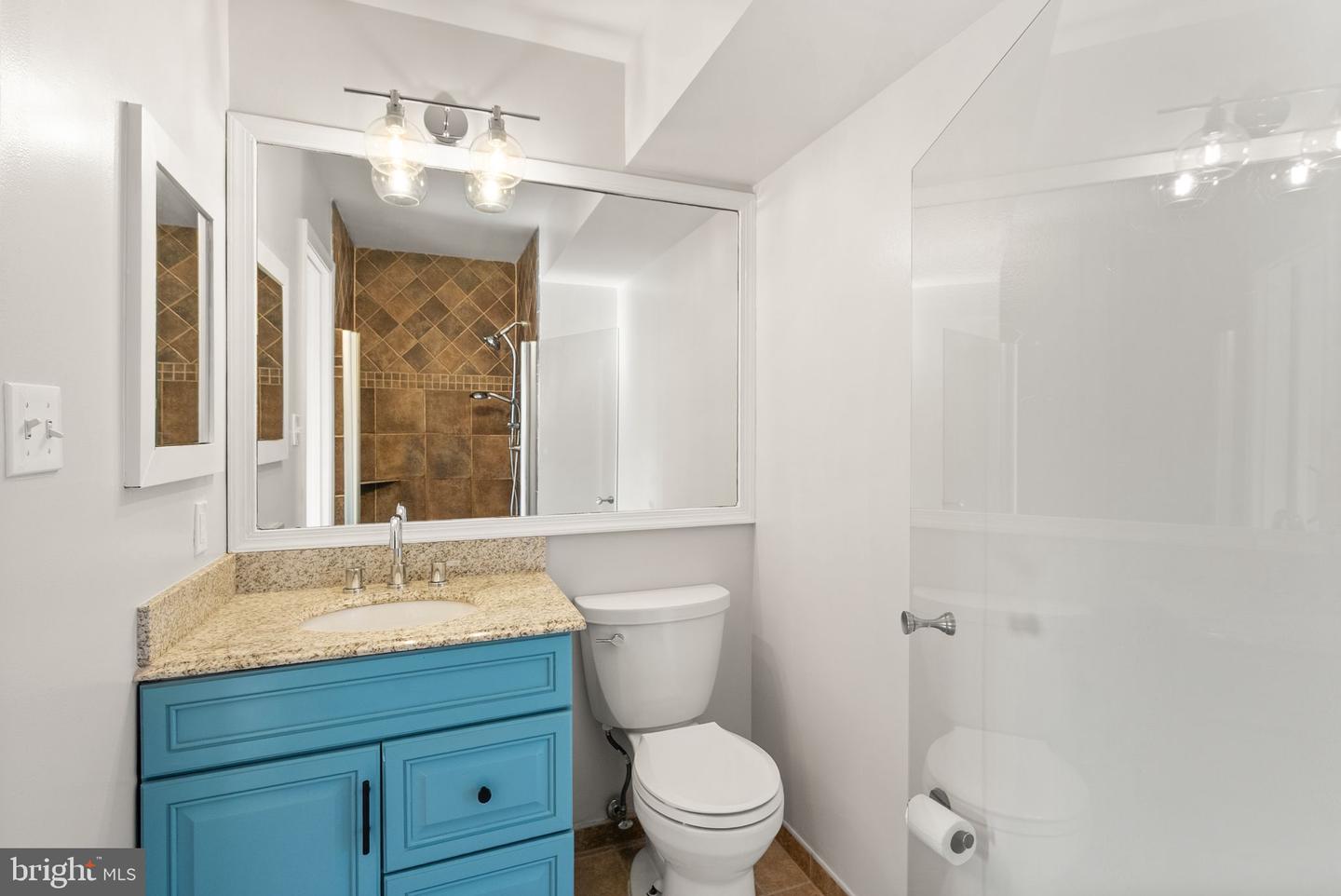 2759 STONE HOLLOW DR, VIENNA, Virginia 22180, 3 Bedrooms Bedrooms, ,2 BathroomsBathrooms,Residential,For sale,2759 STONE HOLLOW DR,VAFX2242600 MLS # VAFX2242600