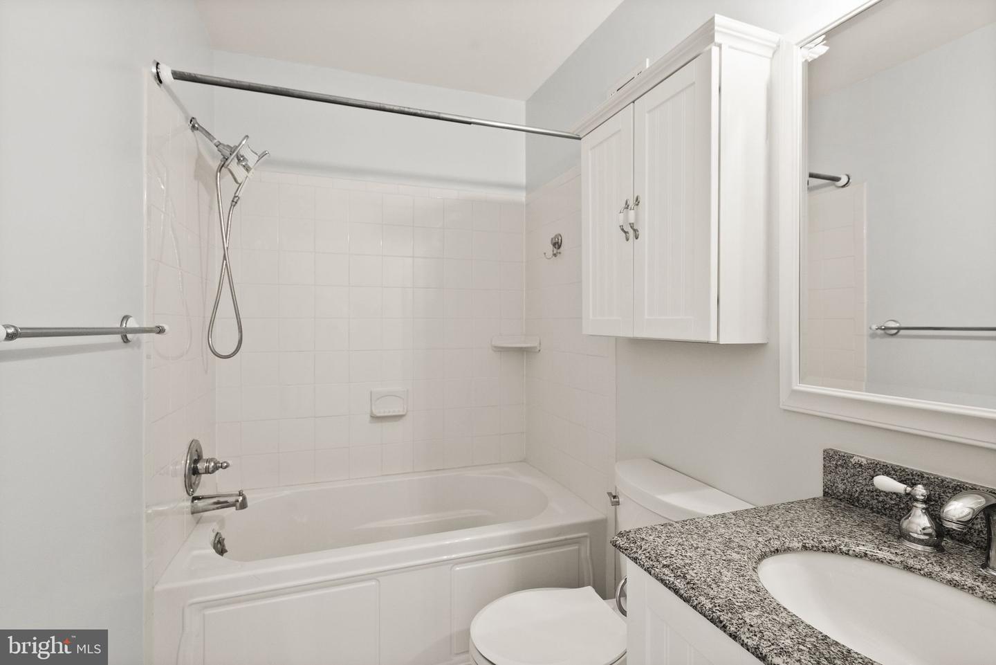 2759 STONE HOLLOW DR, VIENNA, Virginia 22180, 3 Bedrooms Bedrooms, ,2 BathroomsBathrooms,Residential,For sale,2759 STONE HOLLOW DR,VAFX2242600 MLS # VAFX2242600
