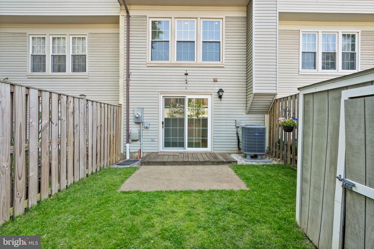 2759 STONE HOLLOW DR, VIENNA, Virginia 22180, 3 Bedrooms Bedrooms, ,2 BathroomsBathrooms,Residential,For sale,2759 STONE HOLLOW DR,VAFX2242600 MLS # VAFX2242600