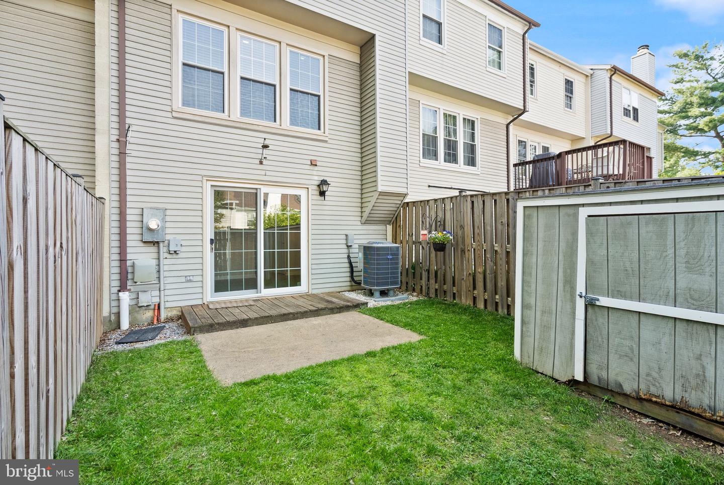 2759 STONE HOLLOW DR, VIENNA, Virginia 22180, 3 Bedrooms Bedrooms, ,2 BathroomsBathrooms,Residential,For sale,2759 STONE HOLLOW DR,VAFX2242600 MLS # VAFX2242600