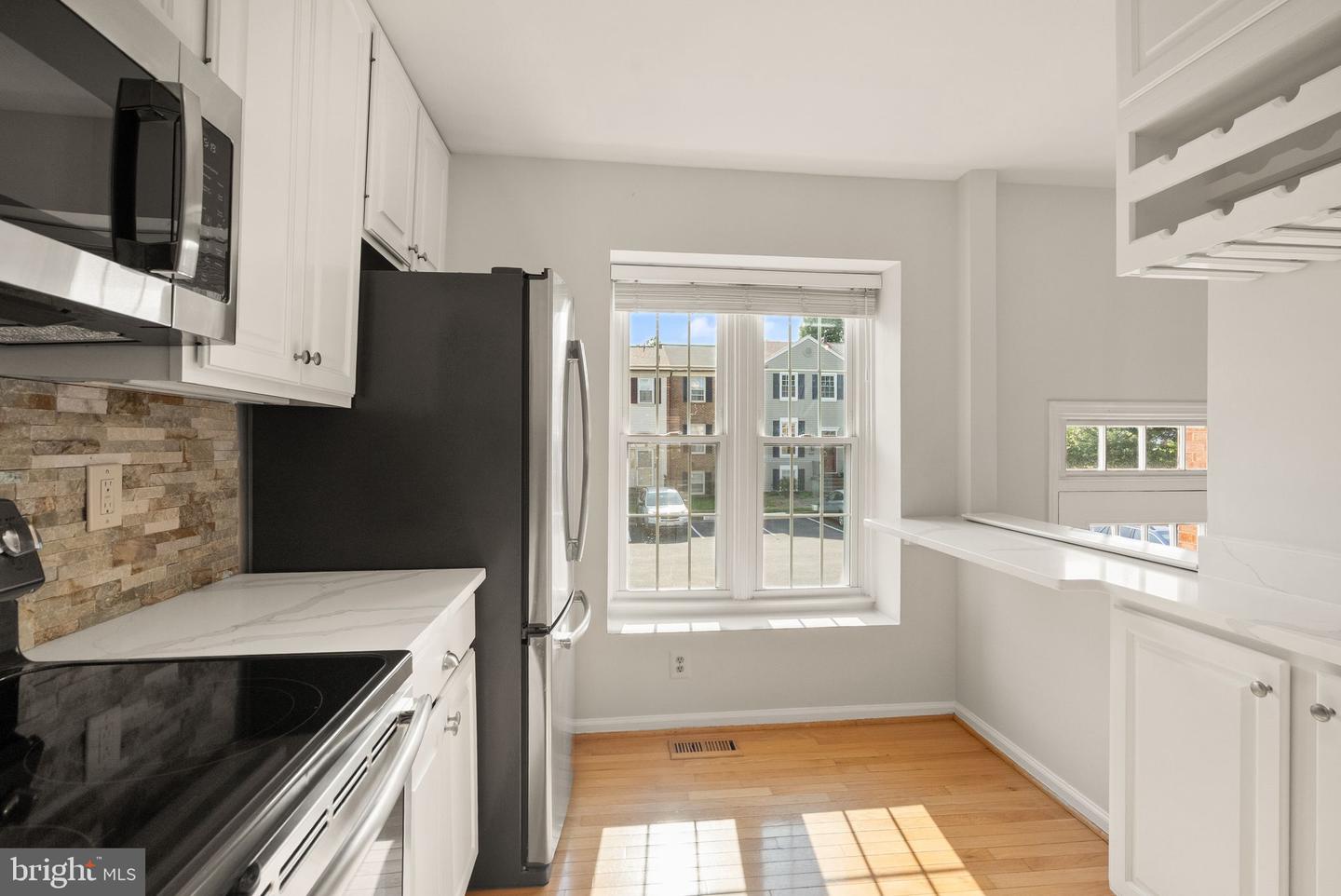 2759 STONE HOLLOW DR, VIENNA, Virginia 22180, 3 Bedrooms Bedrooms, ,2 BathroomsBathrooms,Residential,For sale,2759 STONE HOLLOW DR,VAFX2242600 MLS # VAFX2242600