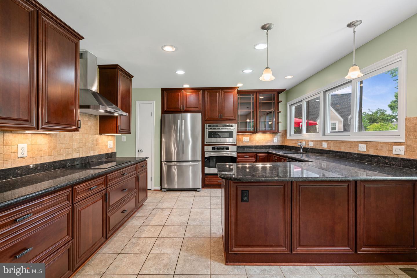 6188 COBBS RD, ALEXANDRIA, Virginia 22310, 4 Bedrooms Bedrooms, ,3 BathroomsBathrooms,Residential,For sale,6188 COBBS RD,VAFX2242632 MLS # VAFX2242632