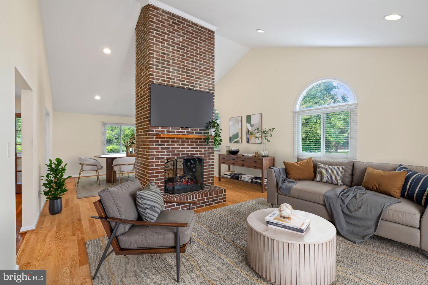 6188 COBBS RD, ALEXANDRIA, Virginia 22310, 4 Bedrooms Bedrooms, ,3 BathroomsBathrooms,Residential,For sale,6188 COBBS RD,VAFX2242632 MLS # VAFX2242632