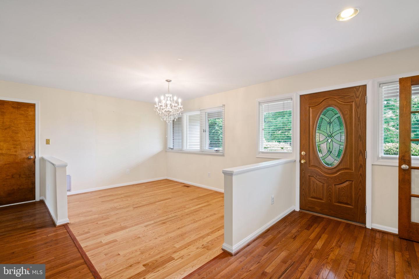 6188 COBBS RD, ALEXANDRIA, Virginia 22310, 4 Bedrooms Bedrooms, ,3 BathroomsBathrooms,Residential,For sale,6188 COBBS RD,VAFX2242632 MLS # VAFX2242632