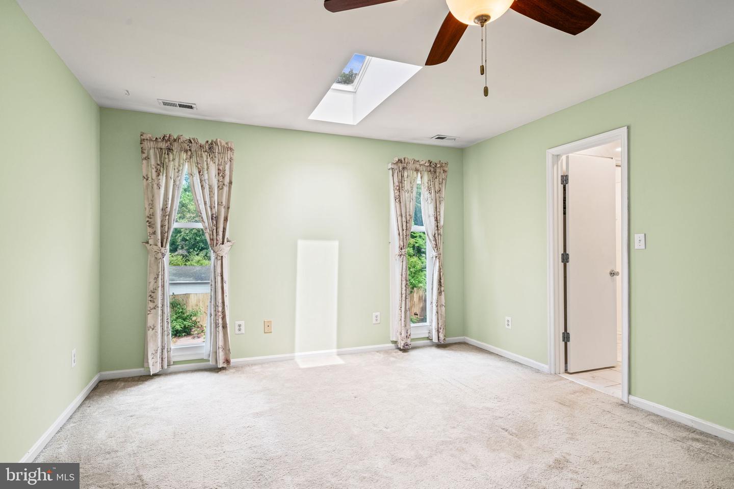 6188 COBBS RD, ALEXANDRIA, Virginia 22310, 4 Bedrooms Bedrooms, ,3 BathroomsBathrooms,Residential,For sale,6188 COBBS RD,VAFX2242632 MLS # VAFX2242632