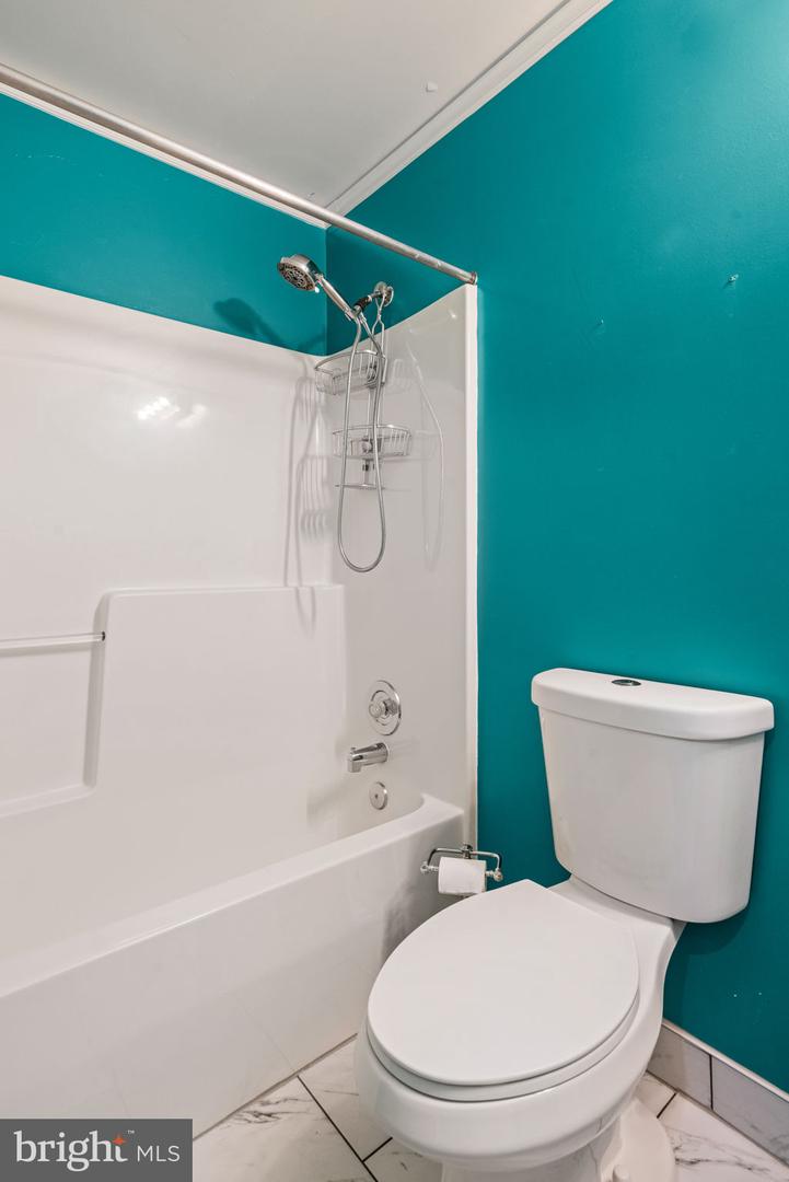 6188 COBBS RD, ALEXANDRIA, Virginia 22310, 4 Bedrooms Bedrooms, ,3 BathroomsBathrooms,Residential,For sale,6188 COBBS RD,VAFX2242632 MLS # VAFX2242632