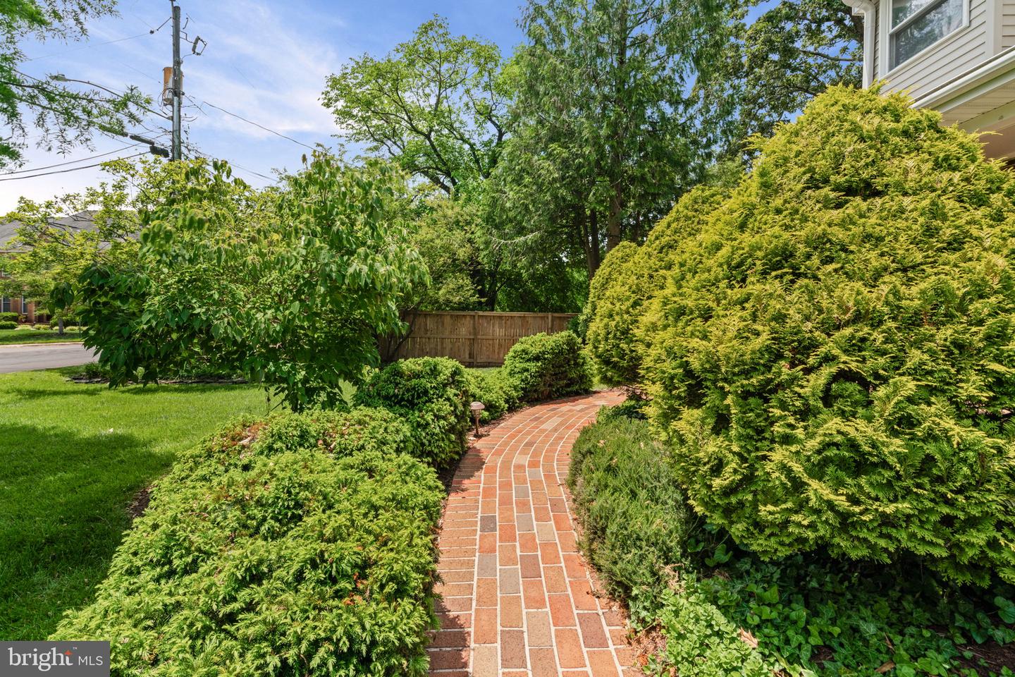 6188 COBBS RD, ALEXANDRIA, Virginia 22310, 4 Bedrooms Bedrooms, ,3 BathroomsBathrooms,Residential,For sale,6188 COBBS RD,VAFX2242632 MLS # VAFX2242632