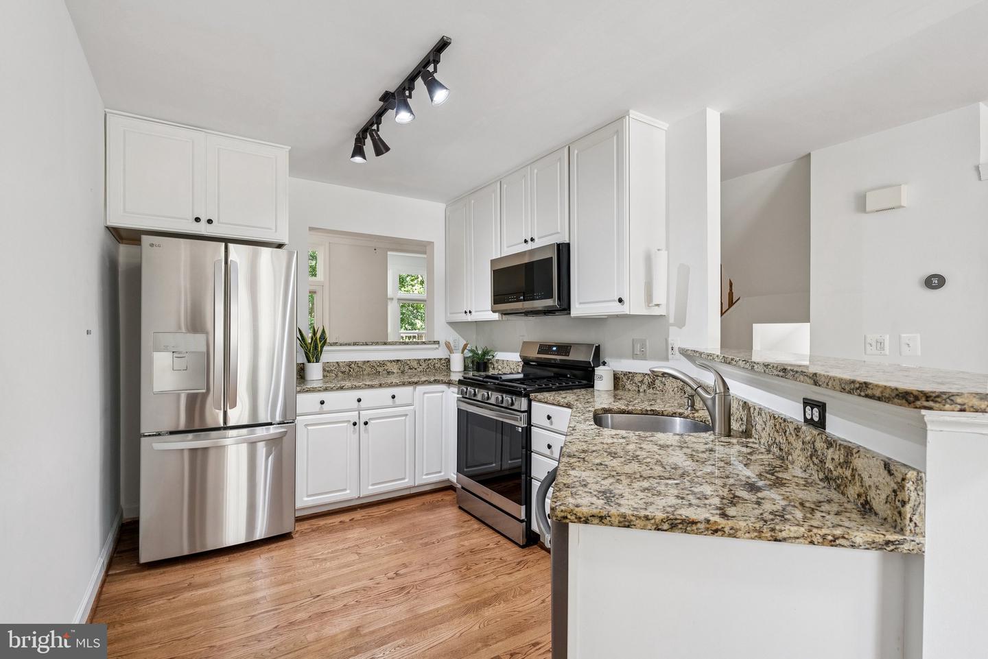 5562 JOWETT CT, ALEXANDRIA, Virginia 22315, 3 Bedrooms Bedrooms, ,2 BathroomsBathrooms,Residential,For sale,5562 JOWETT CT,VAFX2242658 MLS # VAFX2242658