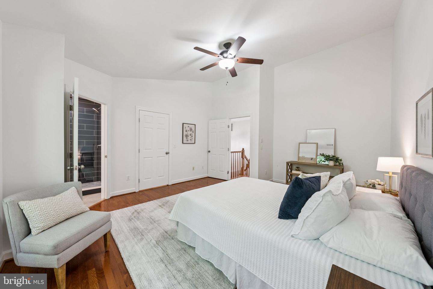 5562 JOWETT CT, ALEXANDRIA, Virginia 22315, 3 Bedrooms Bedrooms, ,2 BathroomsBathrooms,Residential,For sale,5562 JOWETT CT,VAFX2242658 MLS # VAFX2242658