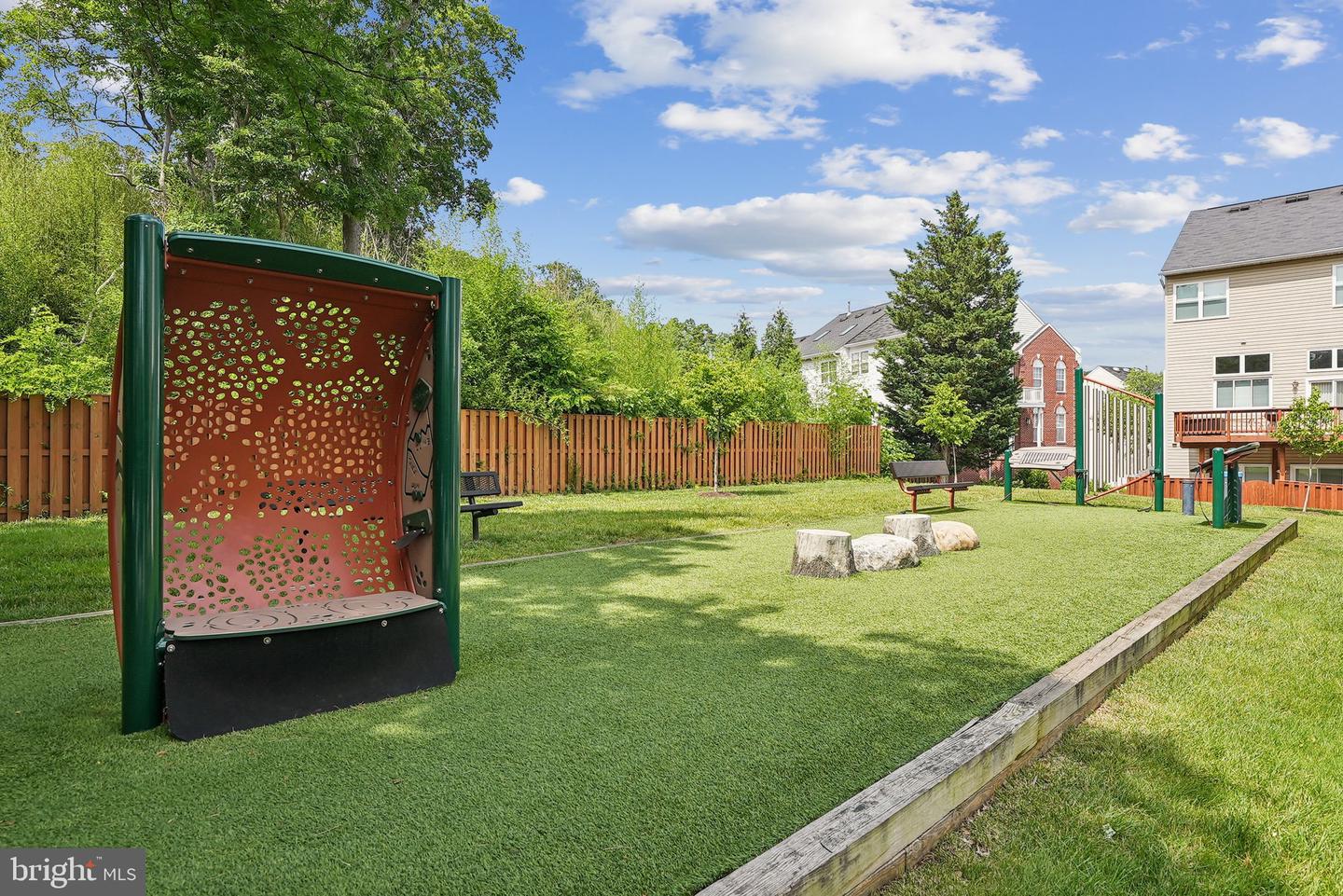 5562 JOWETT CT, ALEXANDRIA, Virginia 22315, 3 Bedrooms Bedrooms, ,2 BathroomsBathrooms,Residential,For sale,5562 JOWETT CT,VAFX2242658 MLS # VAFX2242658