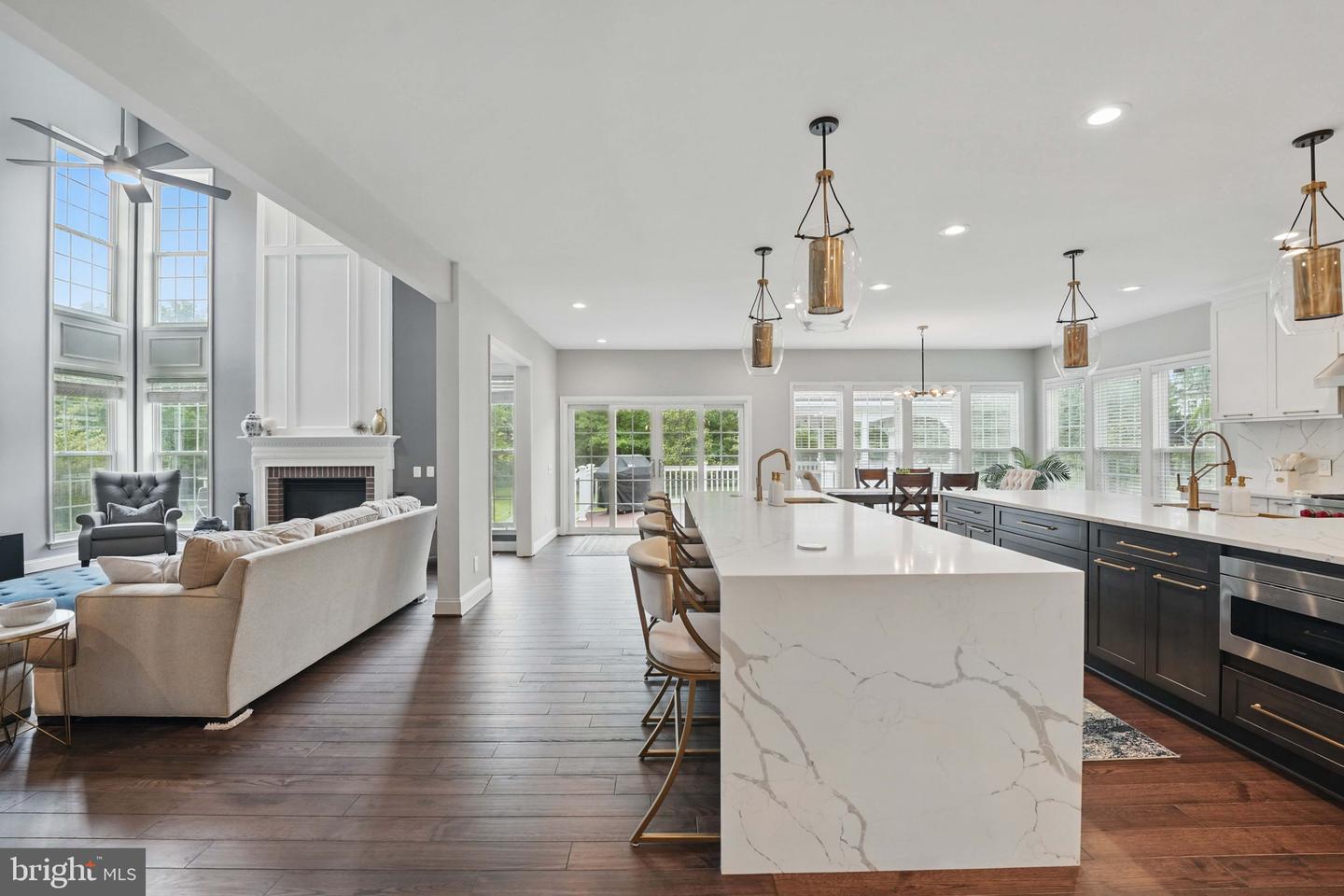 43753 CHURCHILL GLEN DR, CHANTILLY, Virginia 20152, 5 Bedrooms Bedrooms, ,4 BathroomsBathrooms,Residential,For sale,43753 CHURCHILL GLEN DR,VALO2097594 MLS # VALO2097594