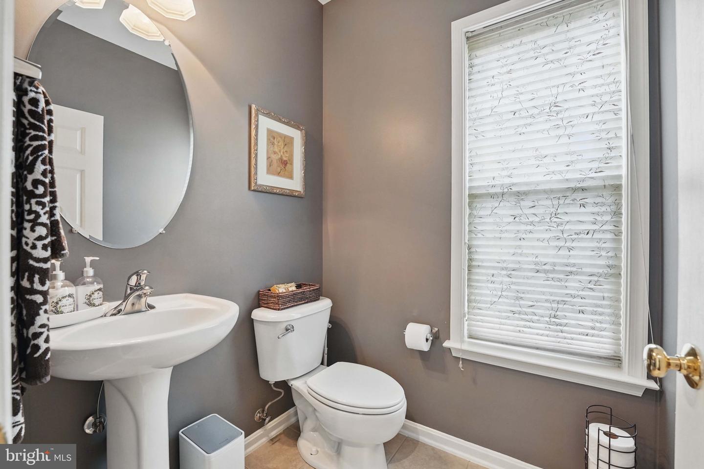 43753 CHURCHILL GLEN DR, CHANTILLY, Virginia 20152, 5 Bedrooms Bedrooms, ,4 BathroomsBathrooms,Residential,For sale,43753 CHURCHILL GLEN DR,VALO2097594 MLS # VALO2097594