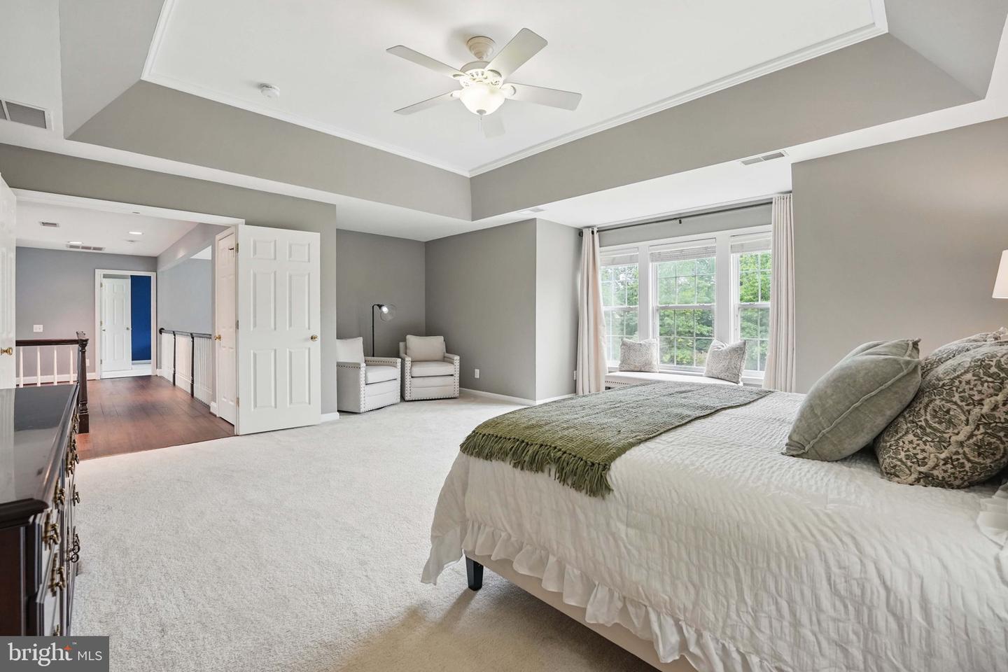 43753 CHURCHILL GLEN DR, CHANTILLY, Virginia 20152, 5 Bedrooms Bedrooms, ,4 BathroomsBathrooms,Residential,For sale,43753 CHURCHILL GLEN DR,VALO2097594 MLS # VALO2097594
