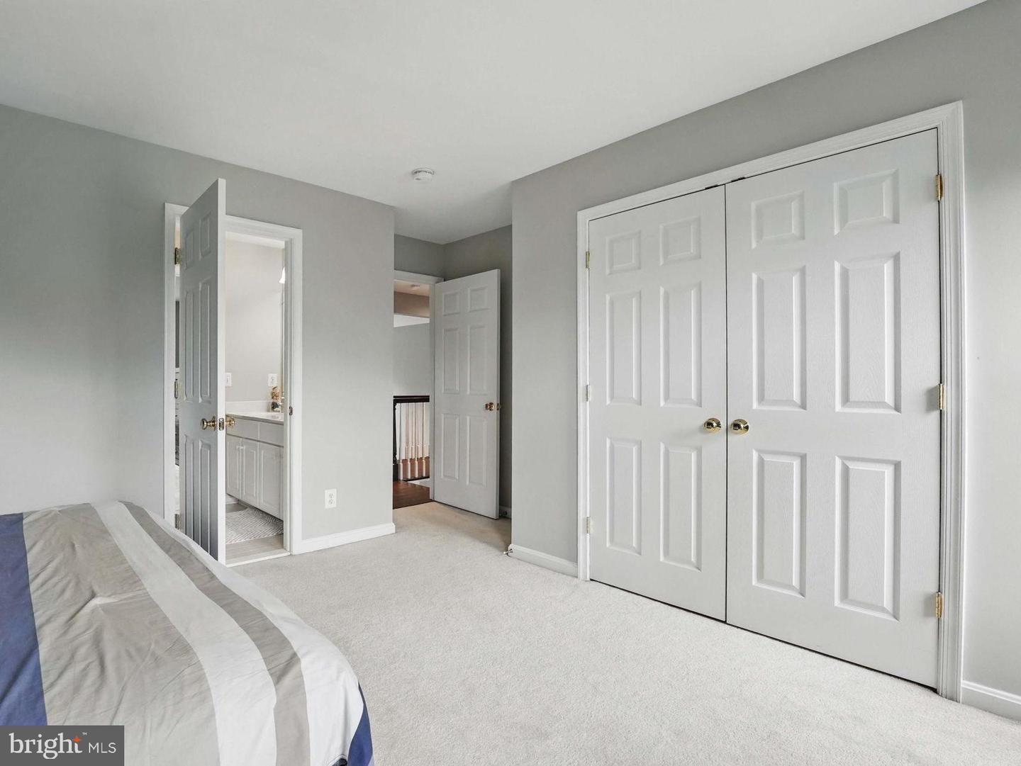 43753 CHURCHILL GLEN DR, CHANTILLY, Virginia 20152, 5 Bedrooms Bedrooms, ,4 BathroomsBathrooms,Residential,For sale,43753 CHURCHILL GLEN DR,VALO2097594 MLS # VALO2097594
