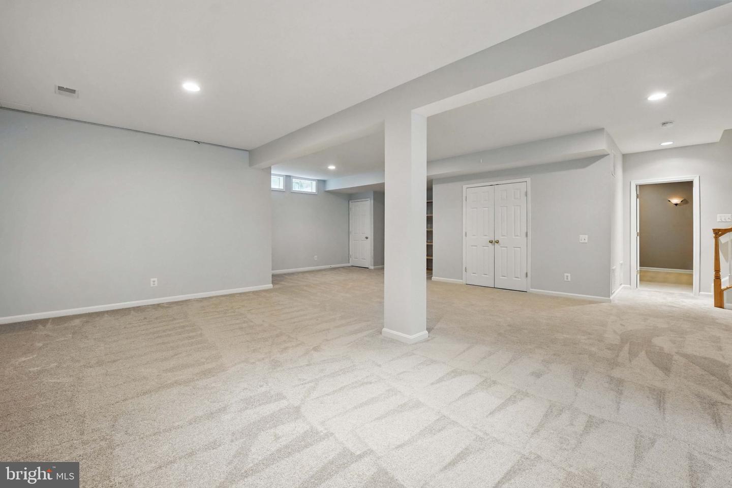 43753 CHURCHILL GLEN DR, CHANTILLY, Virginia 20152, 5 Bedrooms Bedrooms, ,4 BathroomsBathrooms,Residential,For sale,43753 CHURCHILL GLEN DR,VALO2097594 MLS # VALO2097594