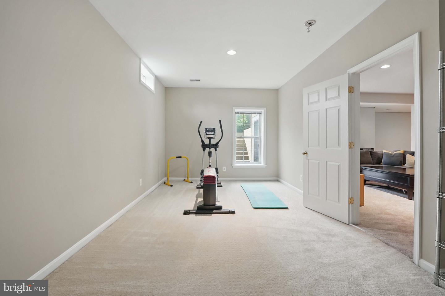 43753 CHURCHILL GLEN DR, CHANTILLY, Virginia 20152, 5 Bedrooms Bedrooms, ,4 BathroomsBathrooms,Residential,For sale,43753 CHURCHILL GLEN DR,VALO2097594 MLS # VALO2097594