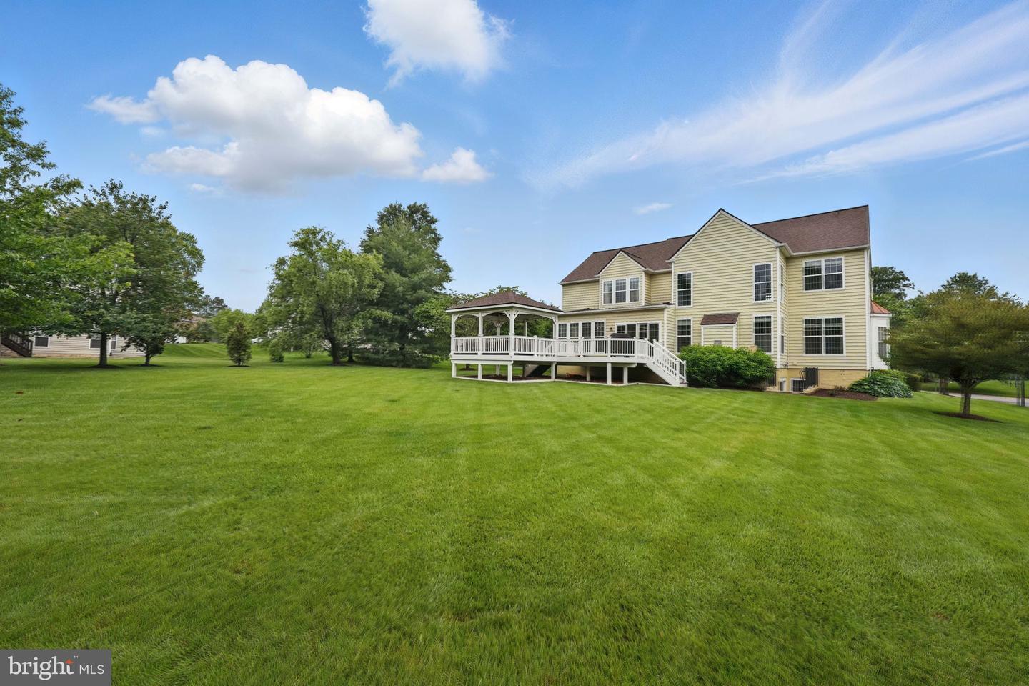 43753 CHURCHILL GLEN DR, CHANTILLY, Virginia 20152, 5 Bedrooms Bedrooms, ,4 BathroomsBathrooms,Residential,For sale,43753 CHURCHILL GLEN DR,VALO2097594 MLS # VALO2097594