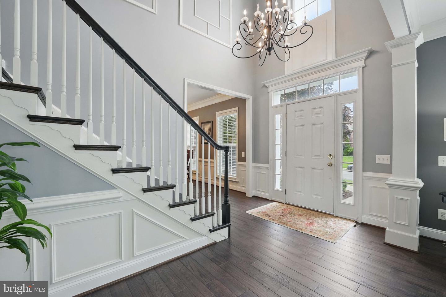 43753 CHURCHILL GLEN DR, CHANTILLY, Virginia 20152, 5 Bedrooms Bedrooms, ,4 BathroomsBathrooms,Residential,For sale,43753 CHURCHILL GLEN DR,VALO2097594 MLS # VALO2097594
