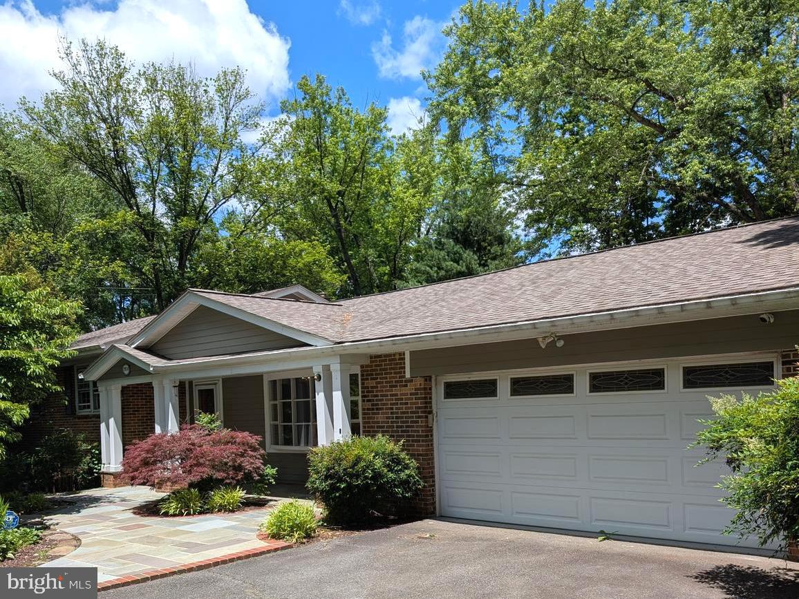 7506 BOX ELDER CT, MCLEAN, Virginia 22102, 5 Bedrooms Bedrooms, ,3 BathroomsBathrooms,Residential,For sale,7506 BOX ELDER CT,VAFX2242834 MLS # VAFX2242834