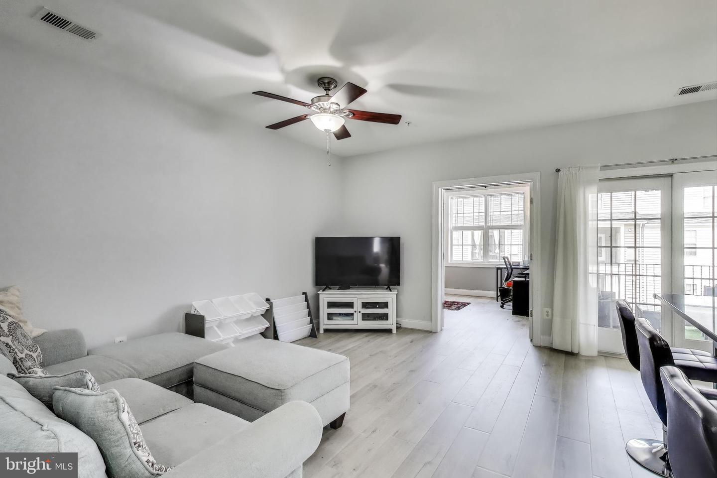 15148 KENTSHIRE DR, WOODBRIDGE, Virginia 22191, 3 Bedrooms Bedrooms, ,2 BathroomsBathrooms,Residential,For sale,15148 KENTSHIRE DR,VAPW2095454 MLS # VAPW2095454