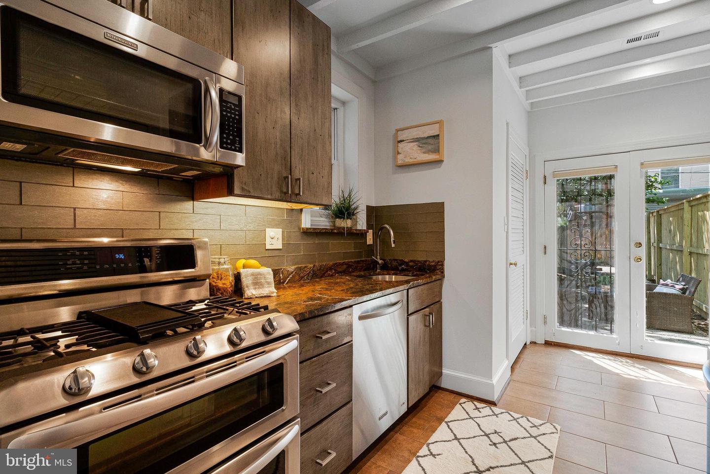1315 SOUTH CAROLINA AVE SE, WASHINGTON, District Of Columbia 20003, 2 Bedrooms Bedrooms, ,1 BathroomBathrooms,Residential,For sale,1315 SOUTH CAROLINA AVE SE,DCDC2202246 MLS # DCDC2202246