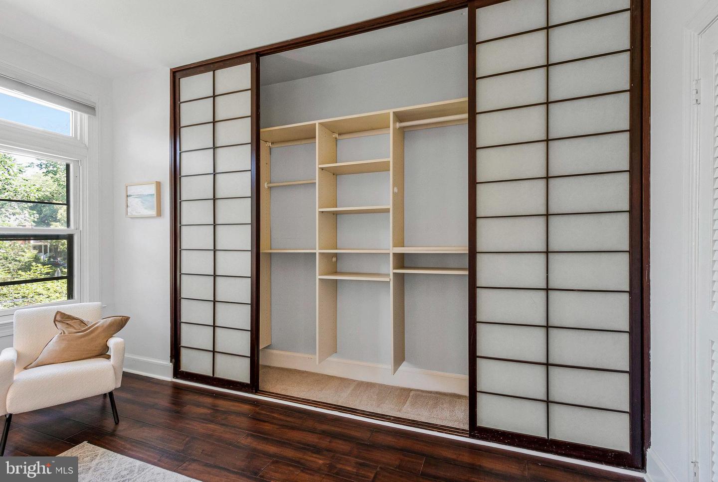 1315 SOUTH CAROLINA AVE SE, WASHINGTON, District Of Columbia 20003, 2 Bedrooms Bedrooms, ,1 BathroomBathrooms,Residential,For sale,1315 SOUTH CAROLINA AVE SE,DCDC2202246 MLS # DCDC2202246
