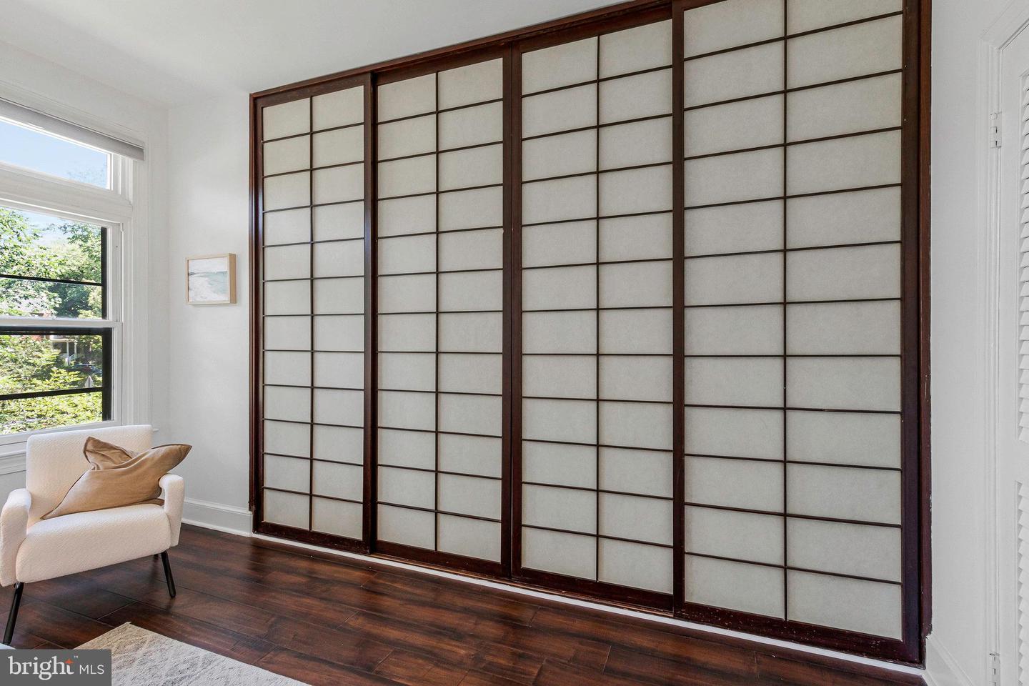 1315 SOUTH CAROLINA AVE SE, WASHINGTON, District Of Columbia 20003, 2 Bedrooms Bedrooms, ,1 BathroomBathrooms,Residential,For sale,1315 SOUTH CAROLINA AVE SE,DCDC2202246 MLS # DCDC2202246