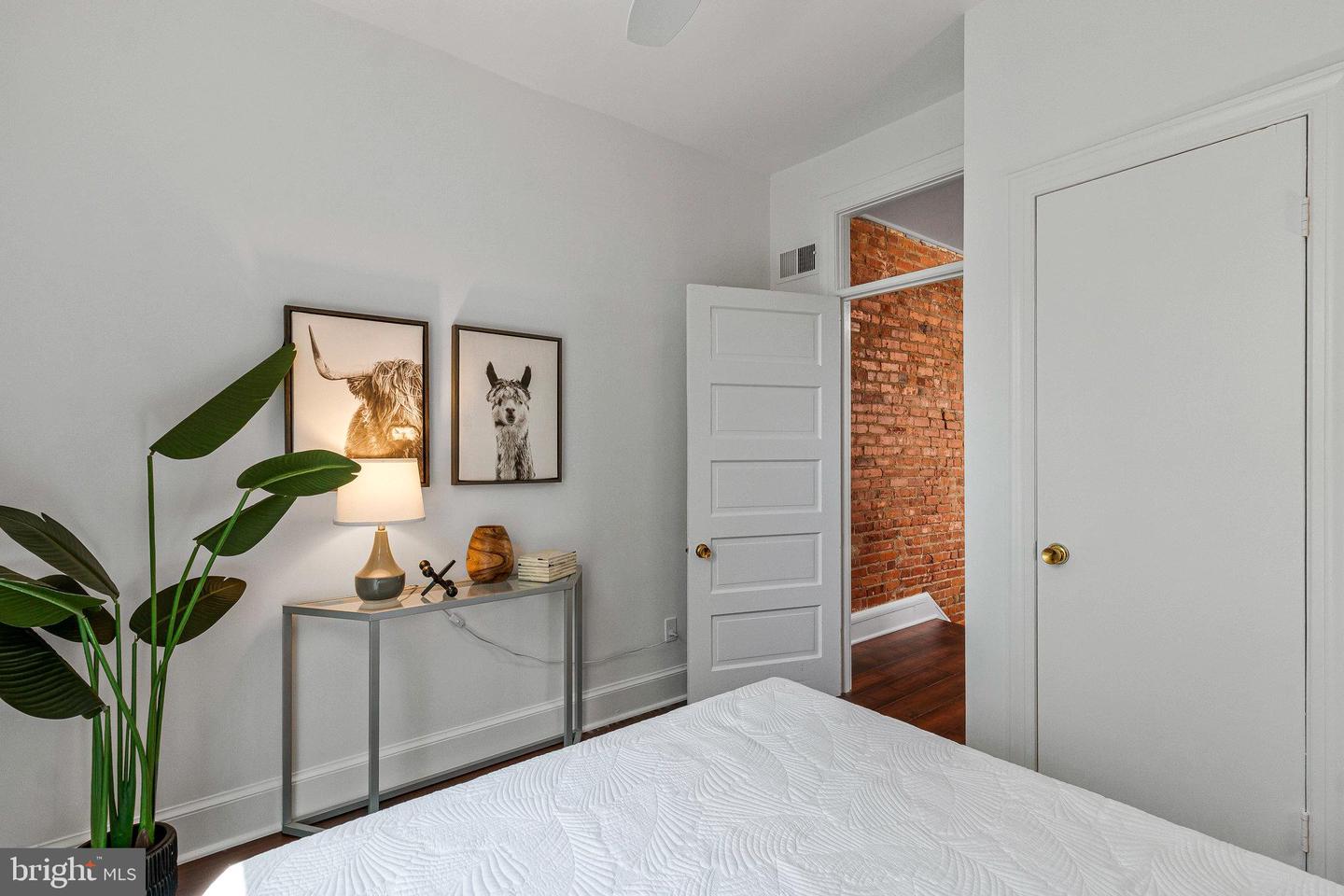 1315 SOUTH CAROLINA AVE SE, WASHINGTON, District Of Columbia 20003, 2 Bedrooms Bedrooms, ,1 BathroomBathrooms,Residential,For sale,1315 SOUTH CAROLINA AVE SE,DCDC2202246 MLS # DCDC2202246