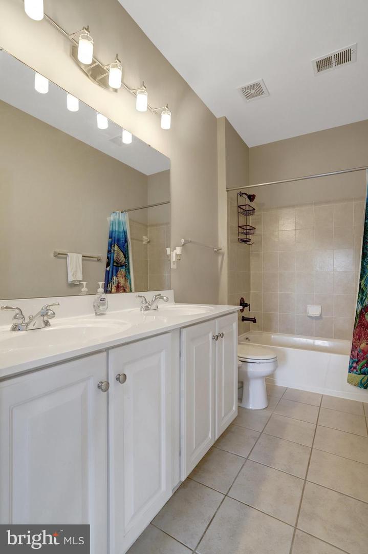 7013 STONE INLET DR, FORT BELVOIR, Virginia 22060, 4 Bedrooms Bedrooms, ,3 BathroomsBathrooms,Residential,For sale,7013 STONE INLET DR,VAFX2242994 MLS # VAFX2242994