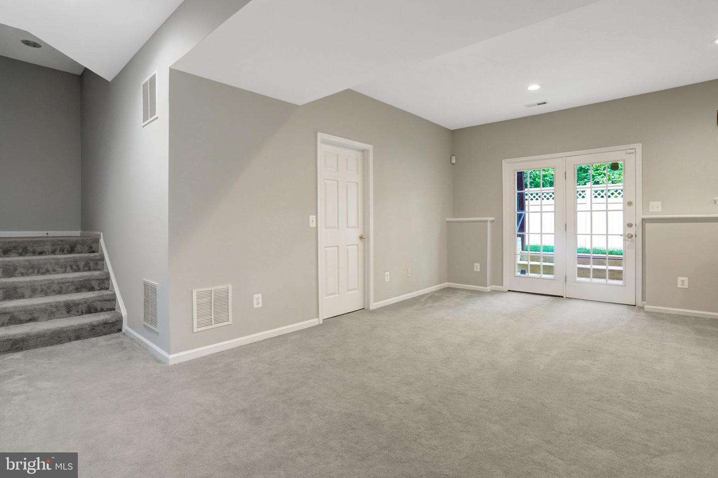 7013 STONE INLET DR, FORT BELVOIR, Virginia 22060, 4 Bedrooms Bedrooms, ,3 BathroomsBathrooms,Residential,For sale,7013 STONE INLET DR,VAFX2242994 MLS # VAFX2242994