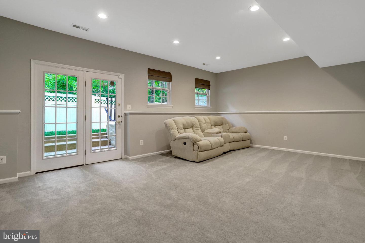 7013 STONE INLET DR, FORT BELVOIR, Virginia 22060, 4 Bedrooms Bedrooms, ,3 BathroomsBathrooms,Residential,For sale,7013 STONE INLET DR,VAFX2242994 MLS # VAFX2242994